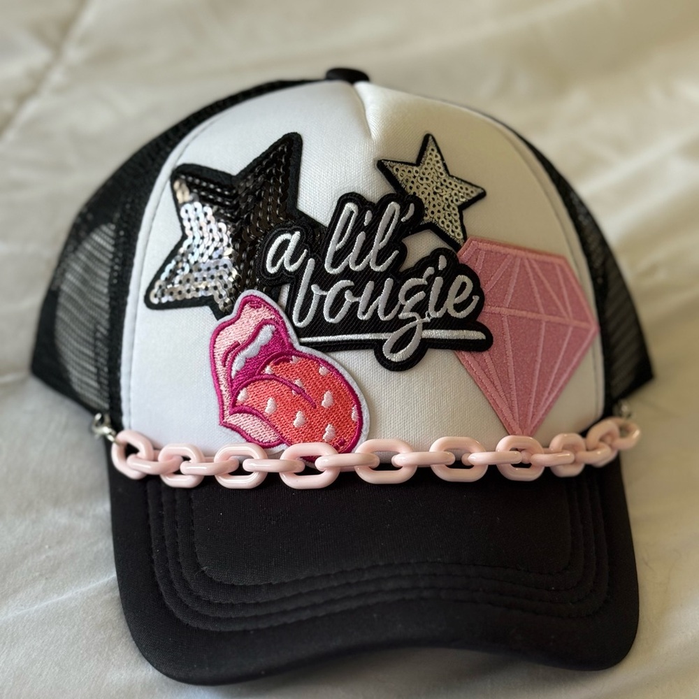 New Black and White trucker hat